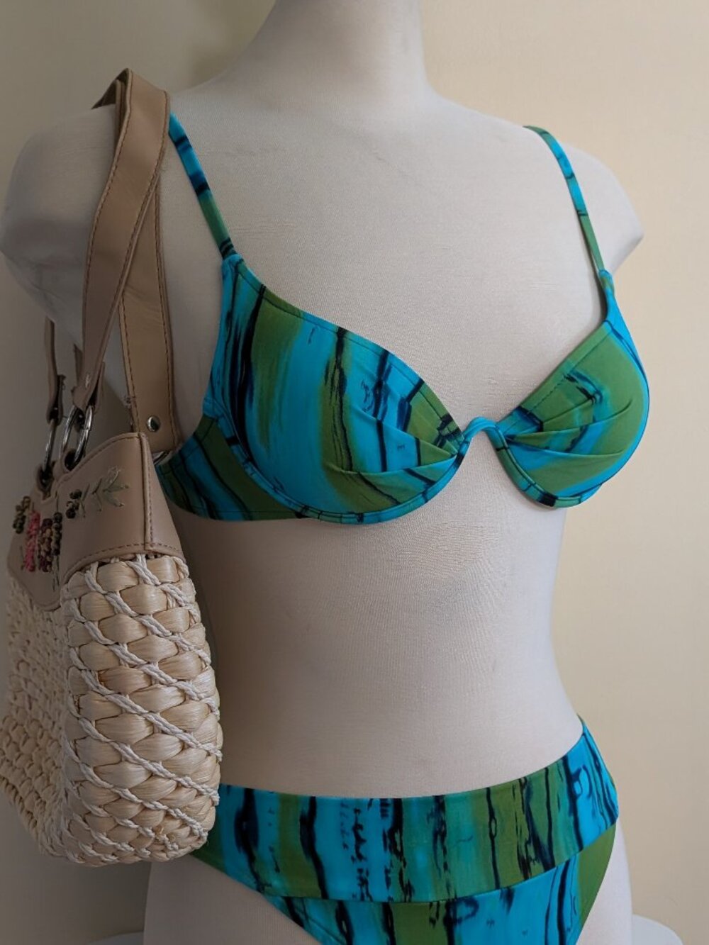 SUNSET SEPERATES STRIPEY TIE DYE Y2K VINTAGE BIKINI